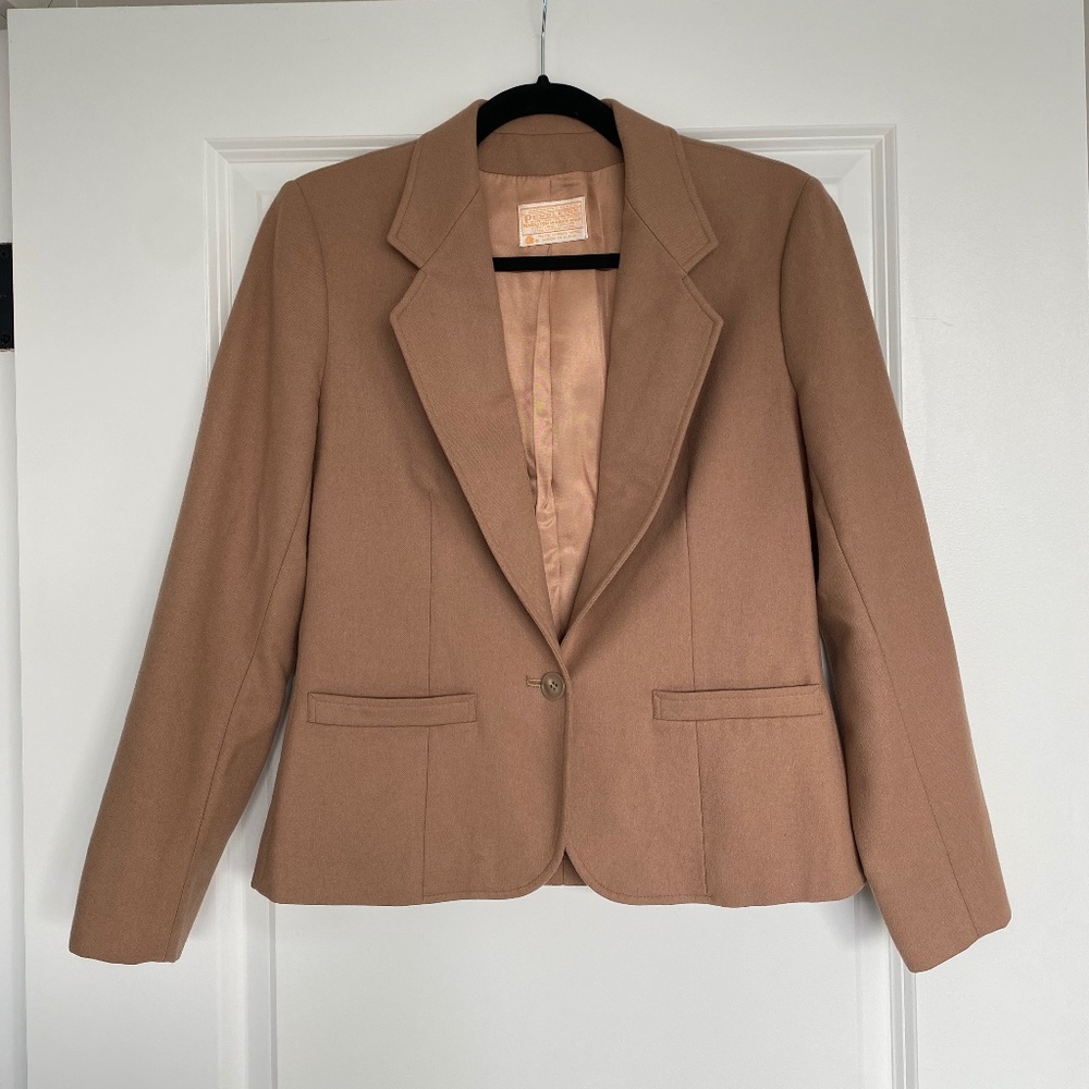Pendleton 100% Virgin Wool Women's Blazer in Camel Tan Brown Size 2